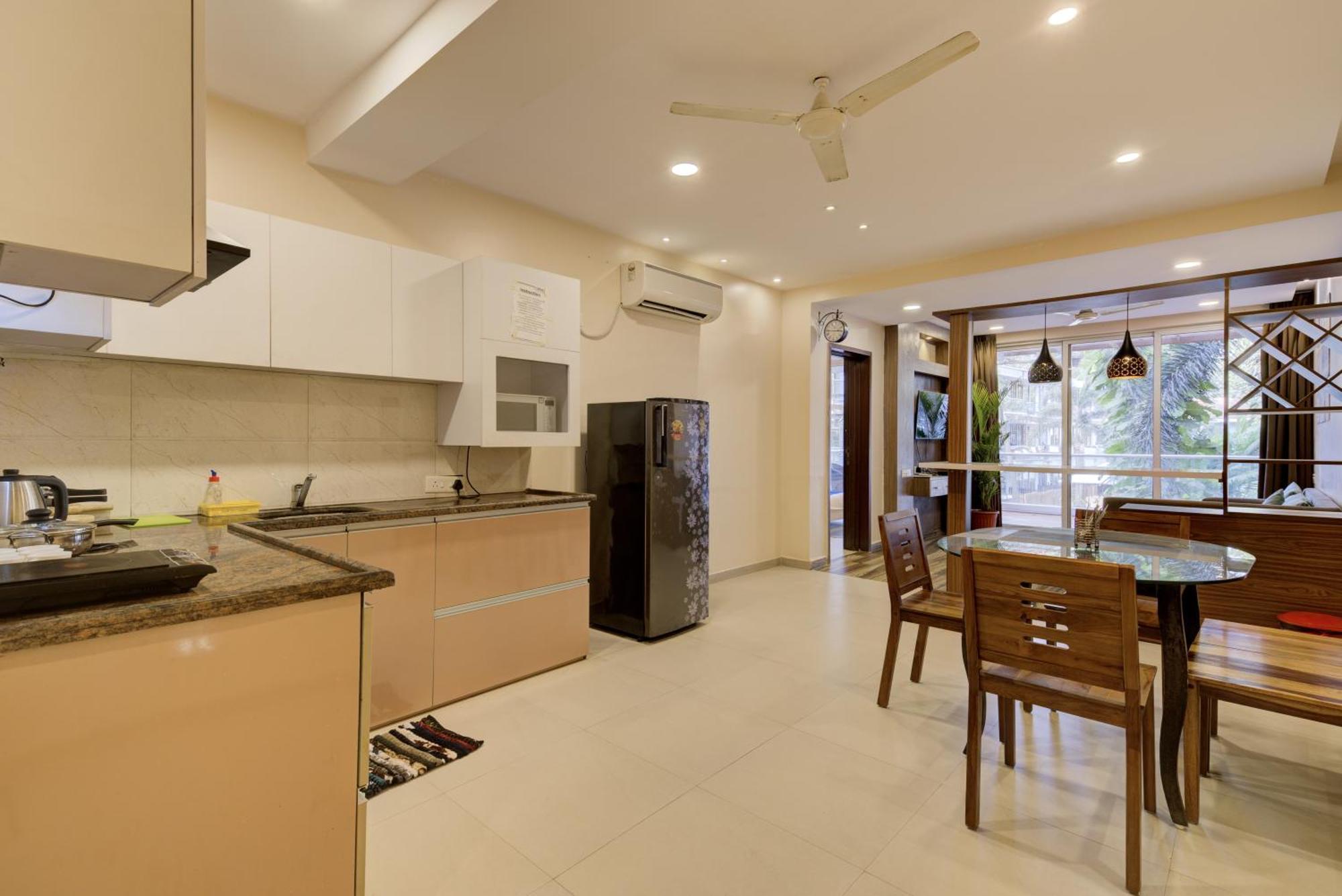 Aparthotel Eternal Wave By Happyinch Calangute Esterno foto