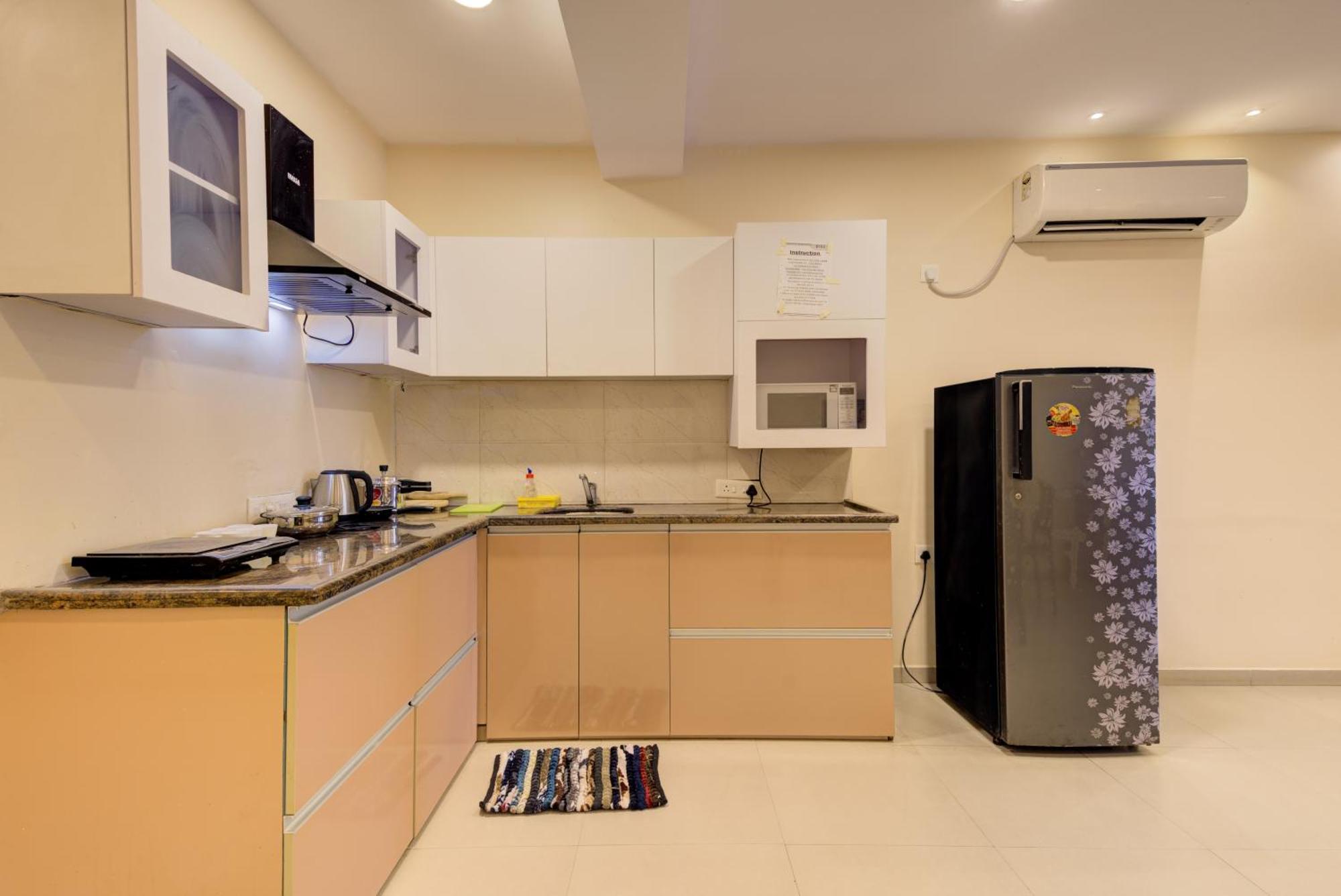 Aparthotel Eternal Wave By Happyinch Calangute Esterno foto